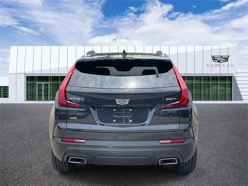 2022 Cadillac XT4 Luxury
