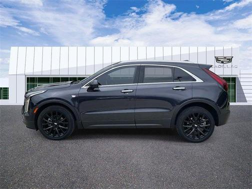 2022 Cadillac XT4 Luxury