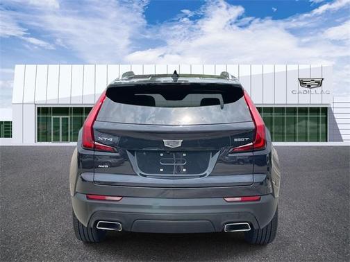 2022 Cadillac XT4 Luxury