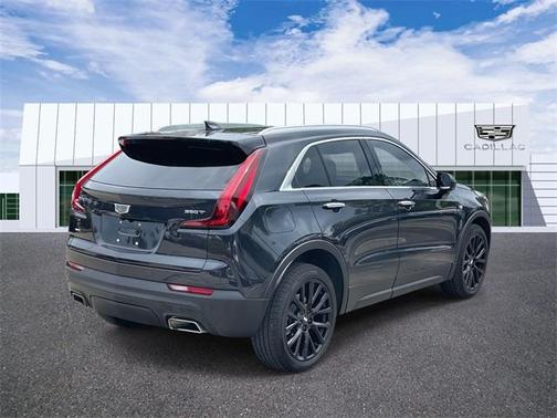 2022 Cadillac XT4 Luxury