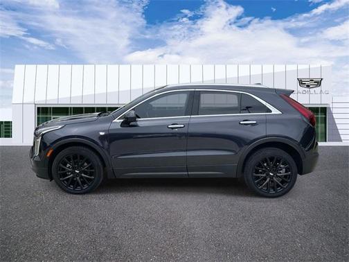 2022 Cadillac XT4 Luxury