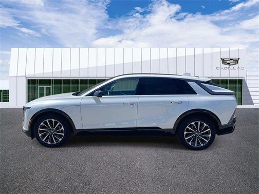 2024 Cadillac LYRIQ Sport