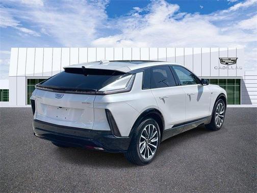 2024 Cadillac LYRIQ Sport