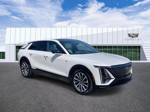 2024 Cadillac LYRIQ Sport