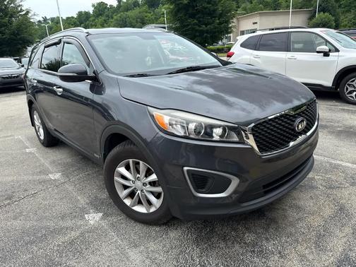 Platinum Graphite 2017 Kia Sorento LX