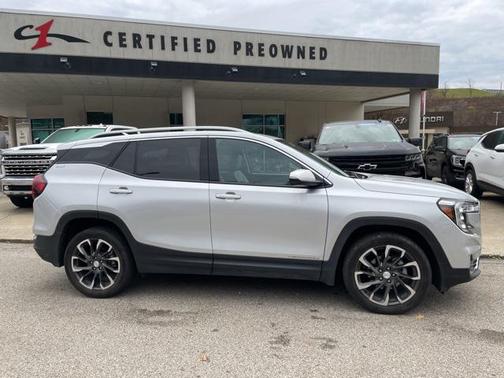 2022 GMC Terrain SLT