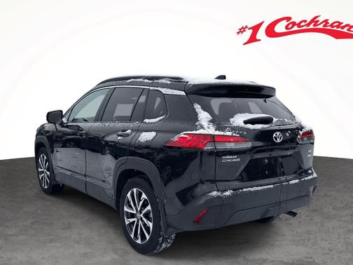 2025 Toyota Corolla Cross XLE