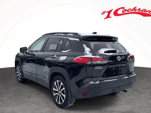 2025 Toyota Corolla Cross XLE