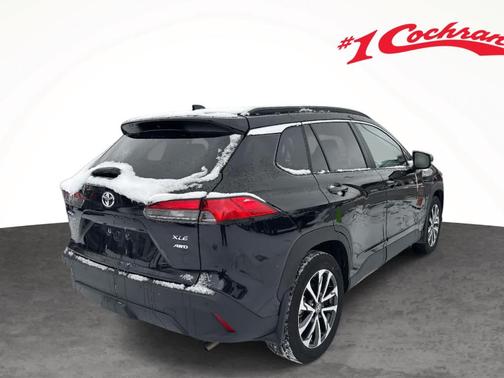 2025 Toyota Corolla Cross XLE