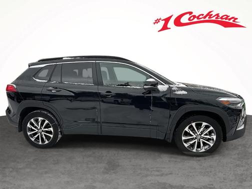 2025 Toyota Corolla Cross XLE