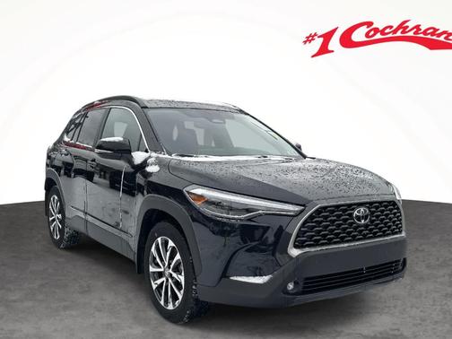 2025 Toyota Corolla Cross XLE