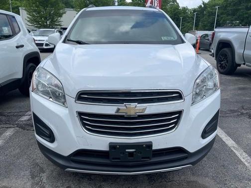 Photo 2 of 3 of 2016 Chevrolet Trax LT