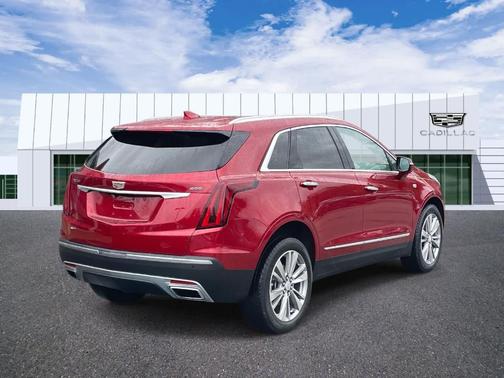2024 Cadillac XT5 Premium Luxury
