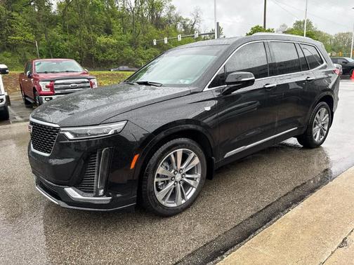 Stellar Black Metallic 2025 Cadillac XT6 Premium Luxury AWD