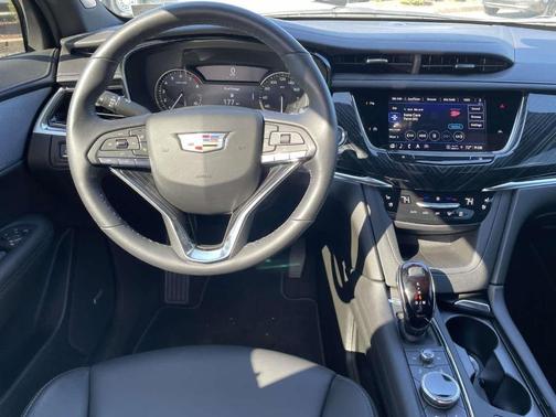 Stellar Black Metallic 2025 Cadillac XT6 Premium Luxury AWD