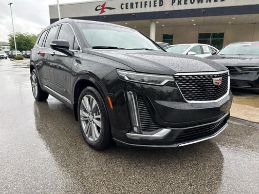 Stellar Black Metallic 2025 Cadillac XT6 Premium Luxury AWD