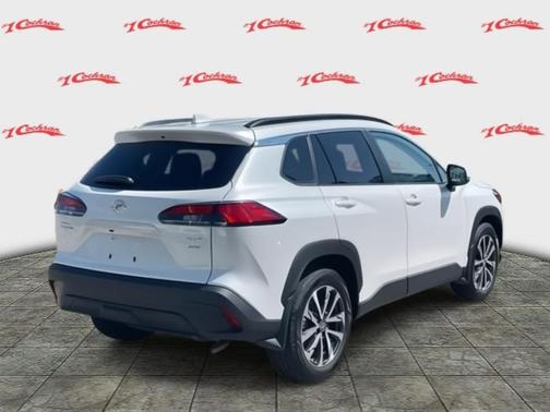 2024 Toyota Corolla Cross XLE