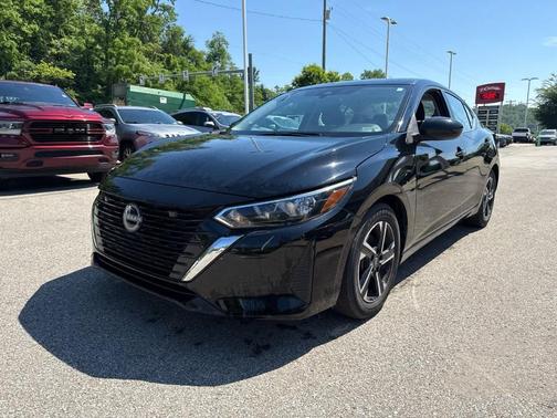 Black 2024 Nissan Sentra SV