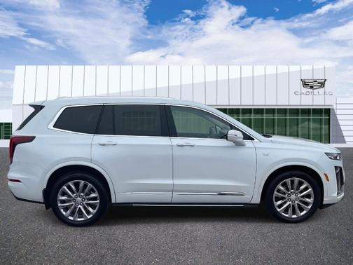 2023 Cadillac XT6 Premium Luxury AWD