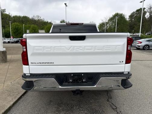 Summit White 2026 Chevrolet Silverado 1500 LT