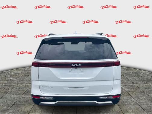 2024 Kia Carnival SX
