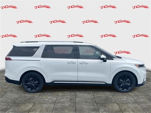2024 Kia Carnival SX