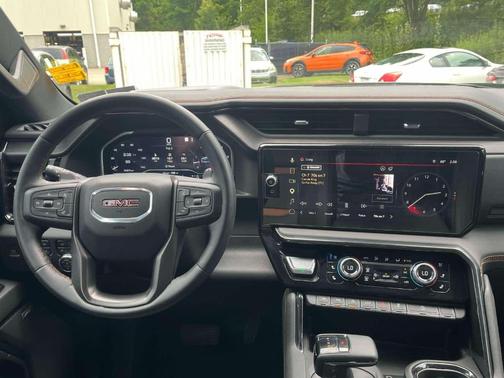 Onyx Black 2023 GMC Sierra 1500 AT4