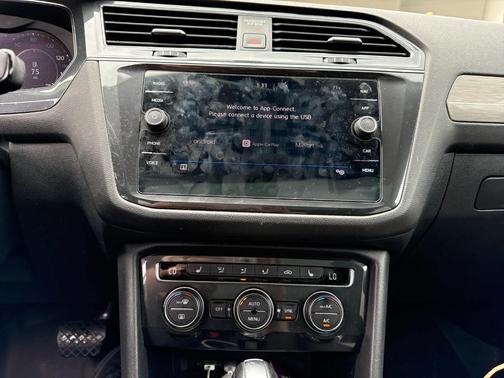 2019 Volkswagen Tiguan 2.0T SEL