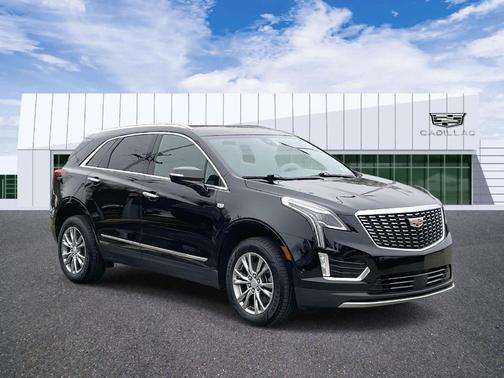 2022 Cadillac XT5 Premium Luxury