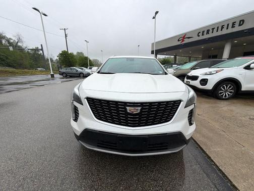 Crystal White Tri-Coat 2023 Cadillac XT4 Premium Luxury