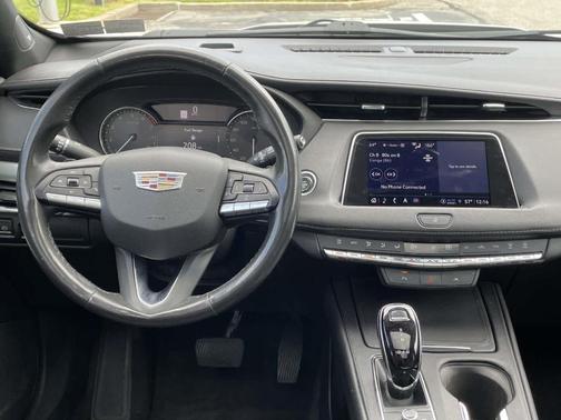 Crystal White Tri-Coat 2023 Cadillac XT4 Premium Luxury