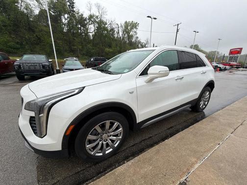 Crystal White Tri-Coat 2023 Cadillac XT4 Premium Luxury