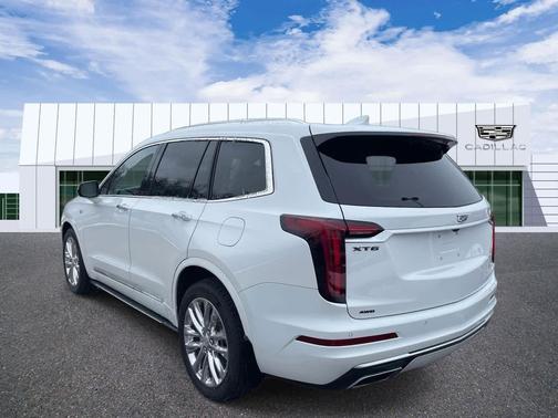 2023 Cadillac XT6 Premium Luxury AWD