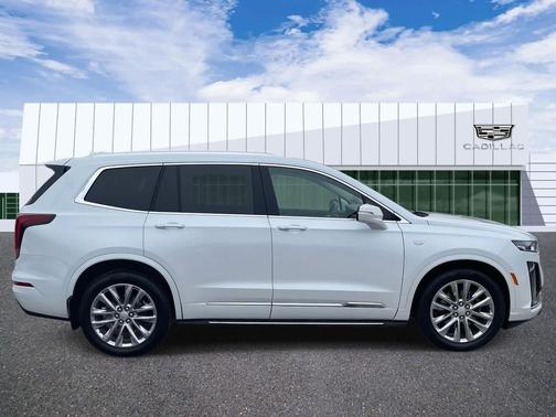 2023 Cadillac XT6 Premium Luxury AWD