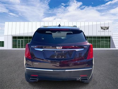 2018 Cadillac XT5 Base