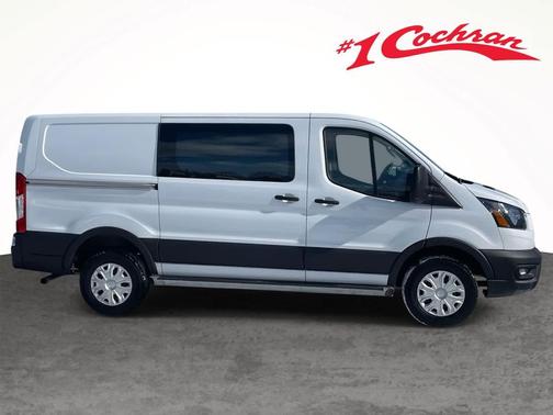 2024 Ford Transit-250 