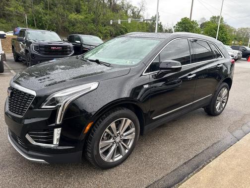 Stellar Black Metallic 2023 Cadillac XT5 Premium Luxury
