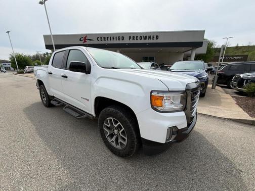 Summit White 2022 GMC Canyon AT4