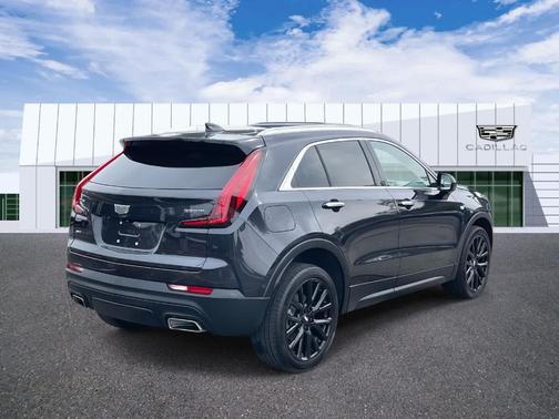 2022 Cadillac XT4 Luxury
