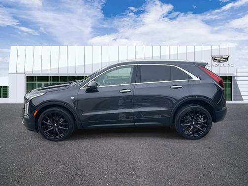 2022 Cadillac XT4 Luxury