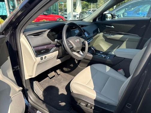 2022 Cadillac XT4 Luxury
