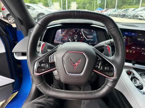 Elkhart Lake Blue Metallic 2021 Chevrolet Corvette Stingray w/2LT