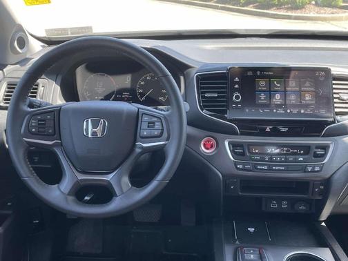 Platinum White Pearl 2024 Honda Ridgeline RTL