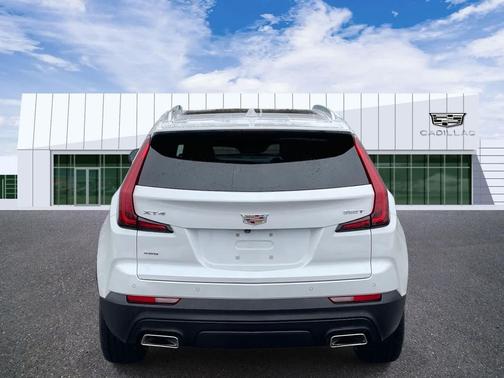 2023 Cadillac XT4 Luxury