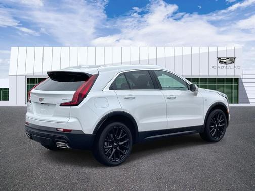 2023 Cadillac XT4 Luxury