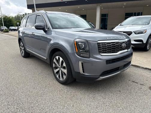Everlasting Silver 2020 Kia Telluride S