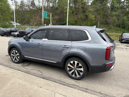 Everlasting Silver 2020 Kia Telluride S