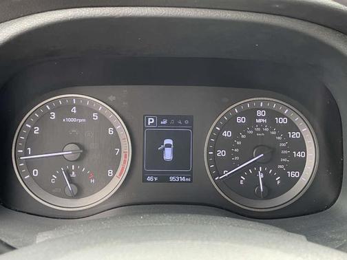 2017 Hyundai TUCSON SE