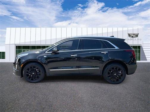 2022 Cadillac XT5 Premium Luxury