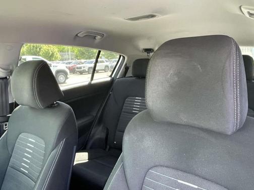 Sparkling Silver 2020 Kia Sportage LX